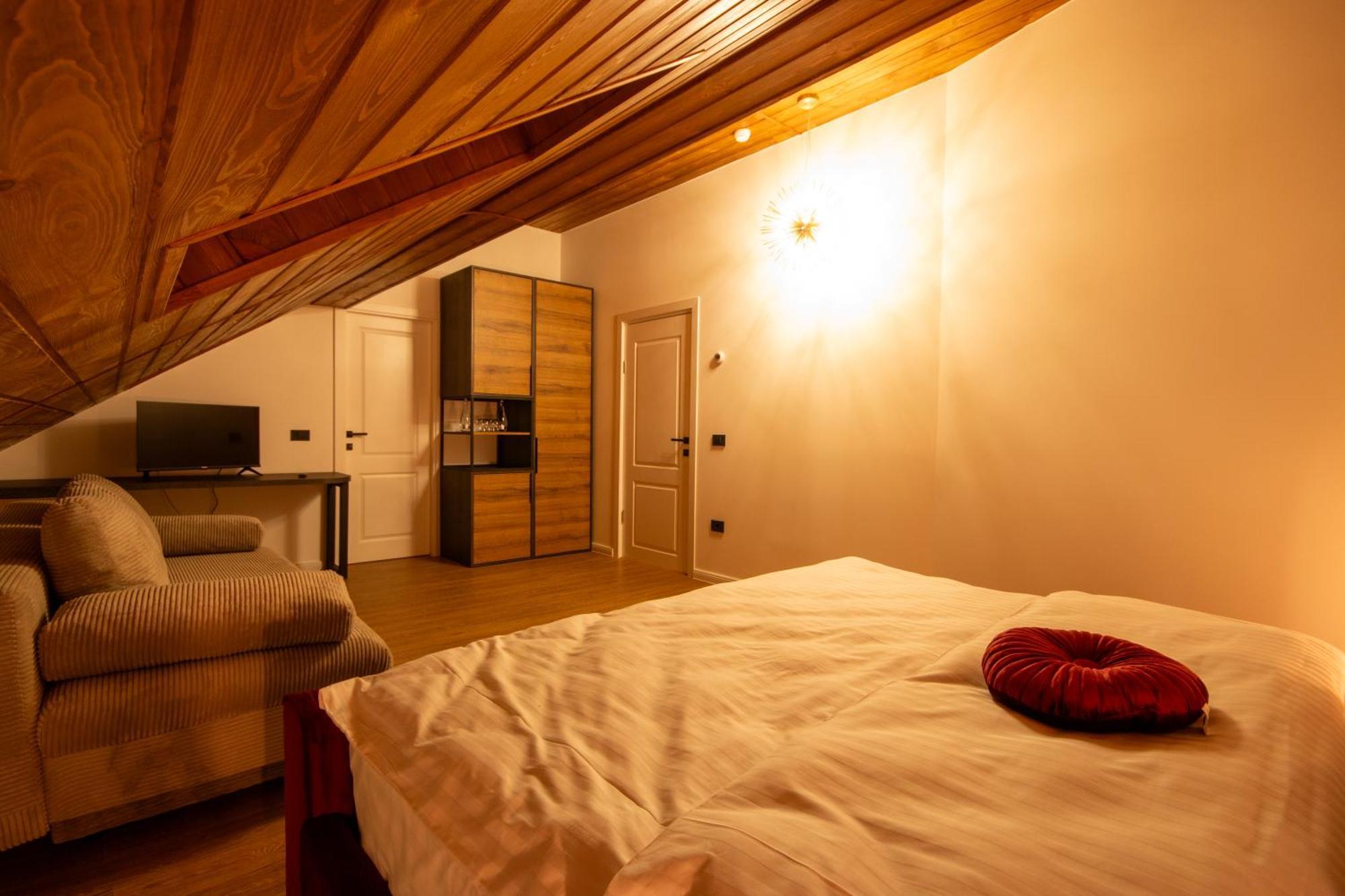Hotel Domeniul Nordului Bucovlna Vama  Esterno foto