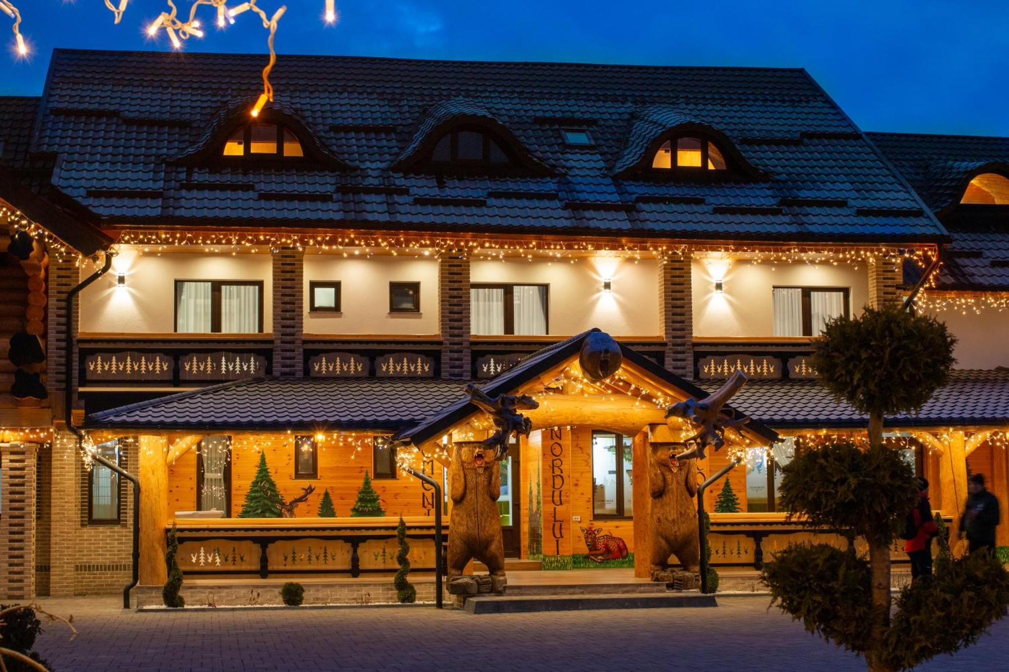Hotel Domeniul Nordului Bucovlna Vama  Esterno foto