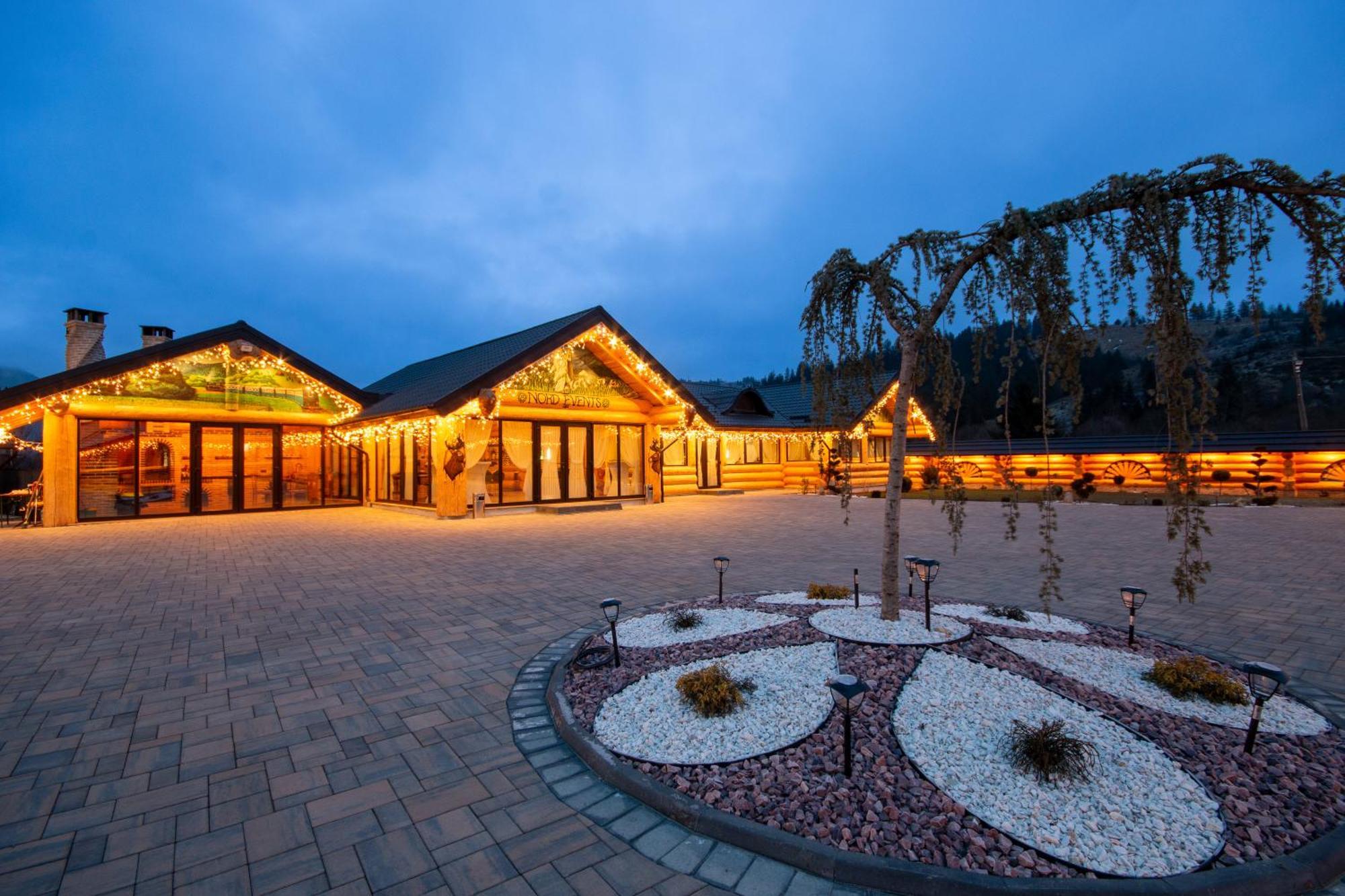 Hotel Domeniul Nordului Bucovlna Vama  Esterno foto